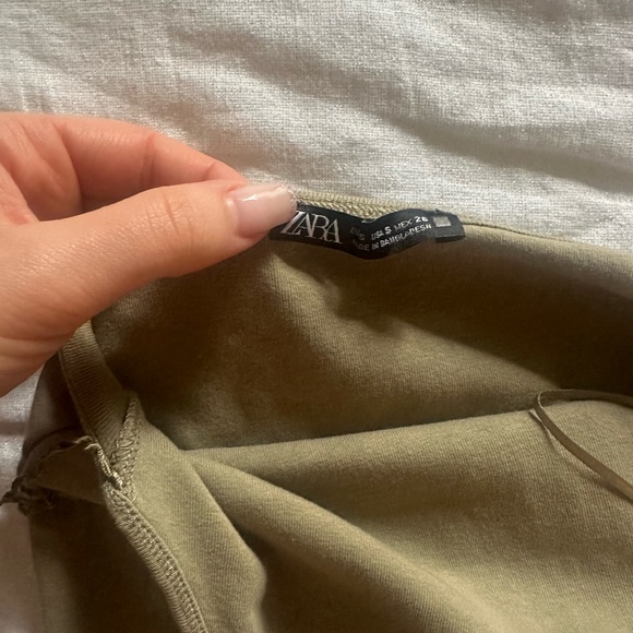 Zara bodycon midi dress - Picture 4 of 4